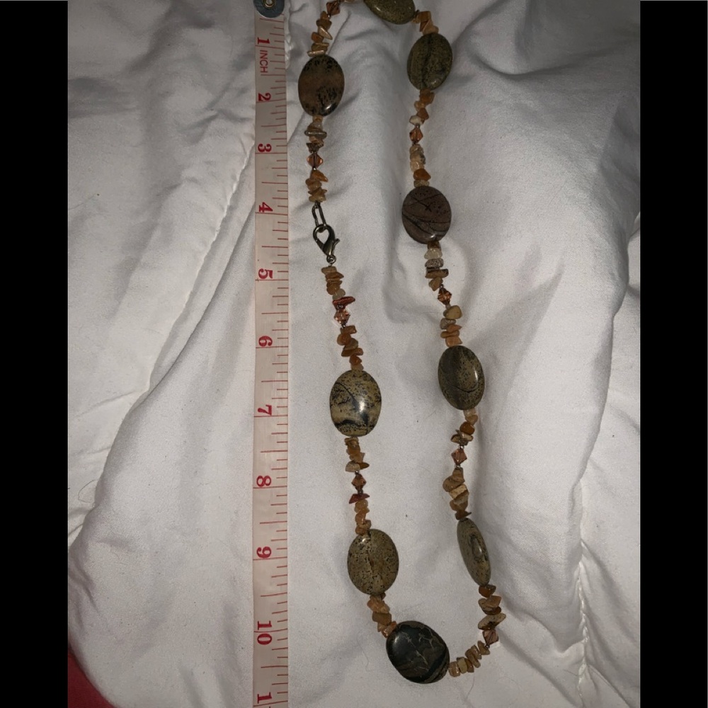 Grandmas old agate necklace with beads🌹☝️